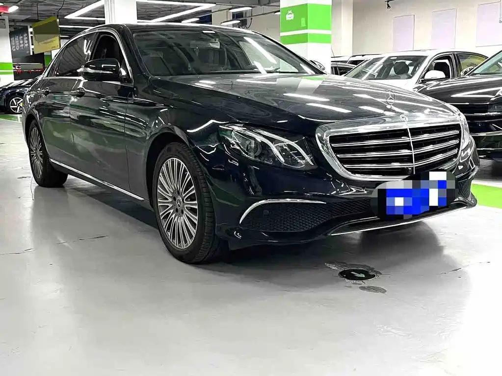 Mercedes-Benz E-Class — миниатюра 3