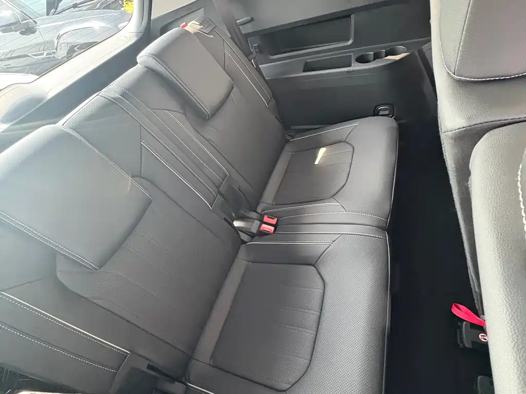 Volkswagen Teramont — миниатюра 14