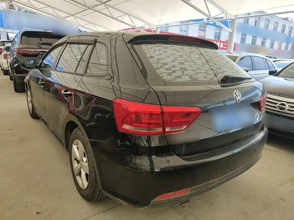 Volkswagen Gran Lavida 2013 1.6L AT