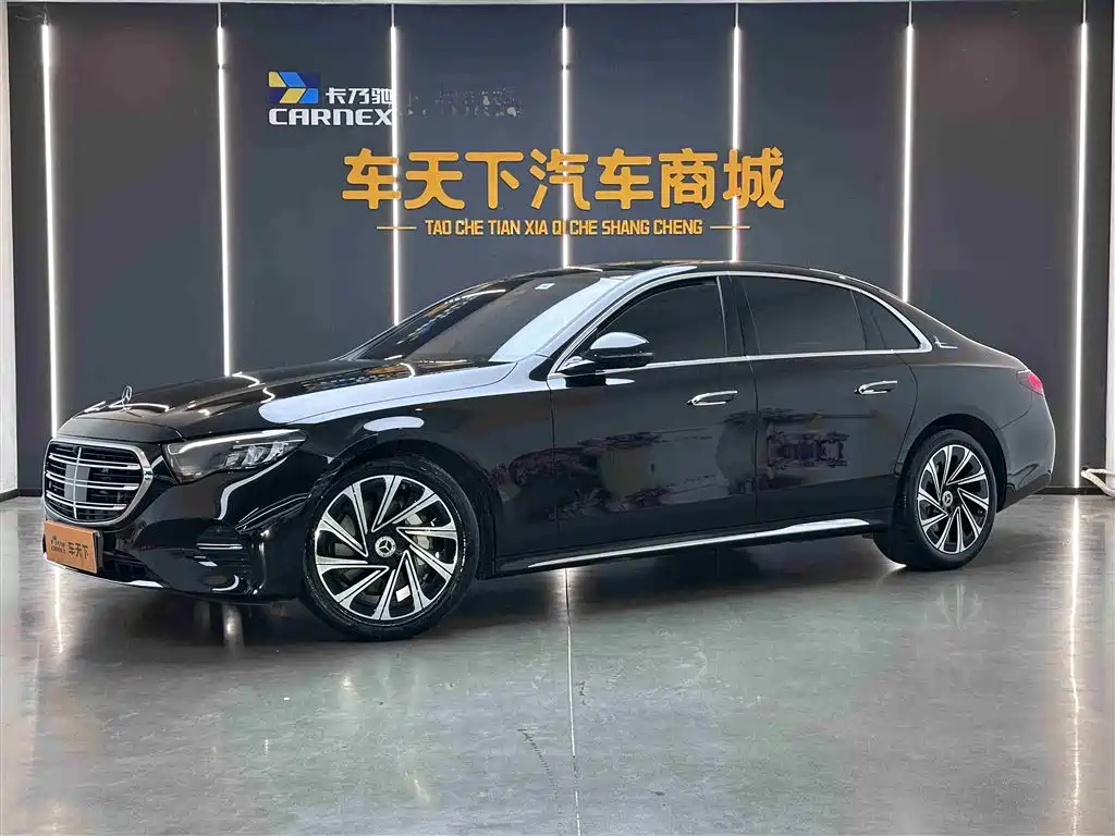 Mercedes-Benz E-Class 2024