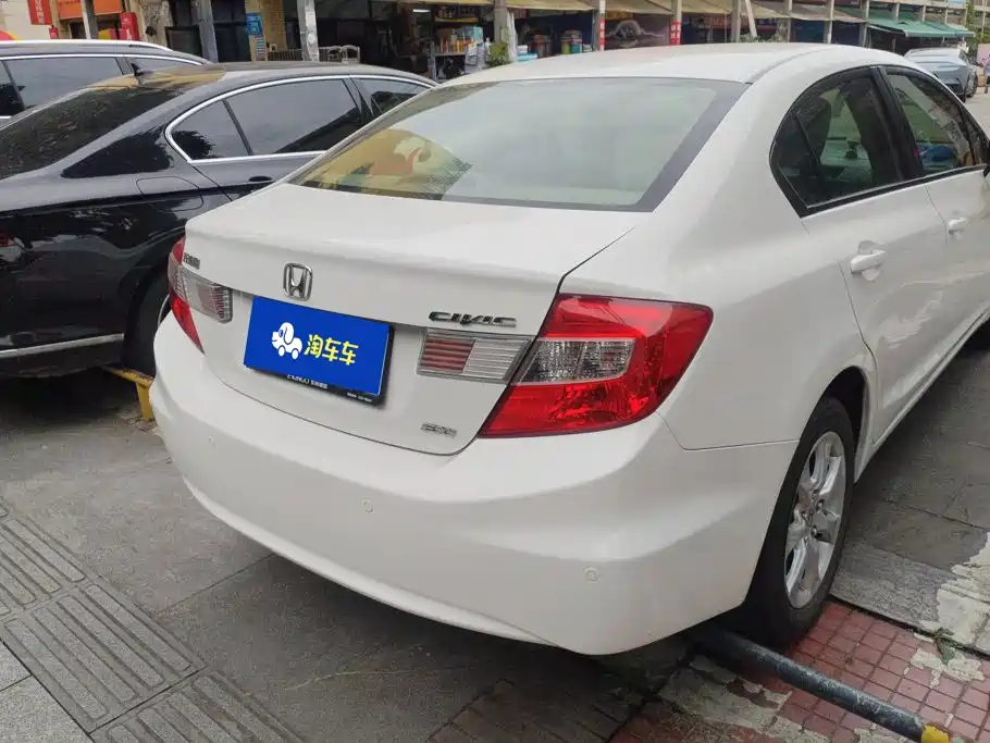 Honda Civic — миниатюра 3