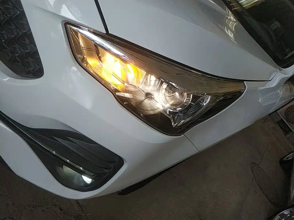 Haval M6 — миниатюра 24