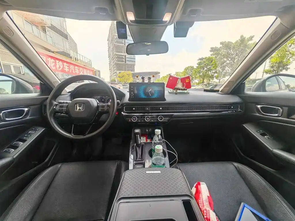 Honda Civic — миниатюра 5