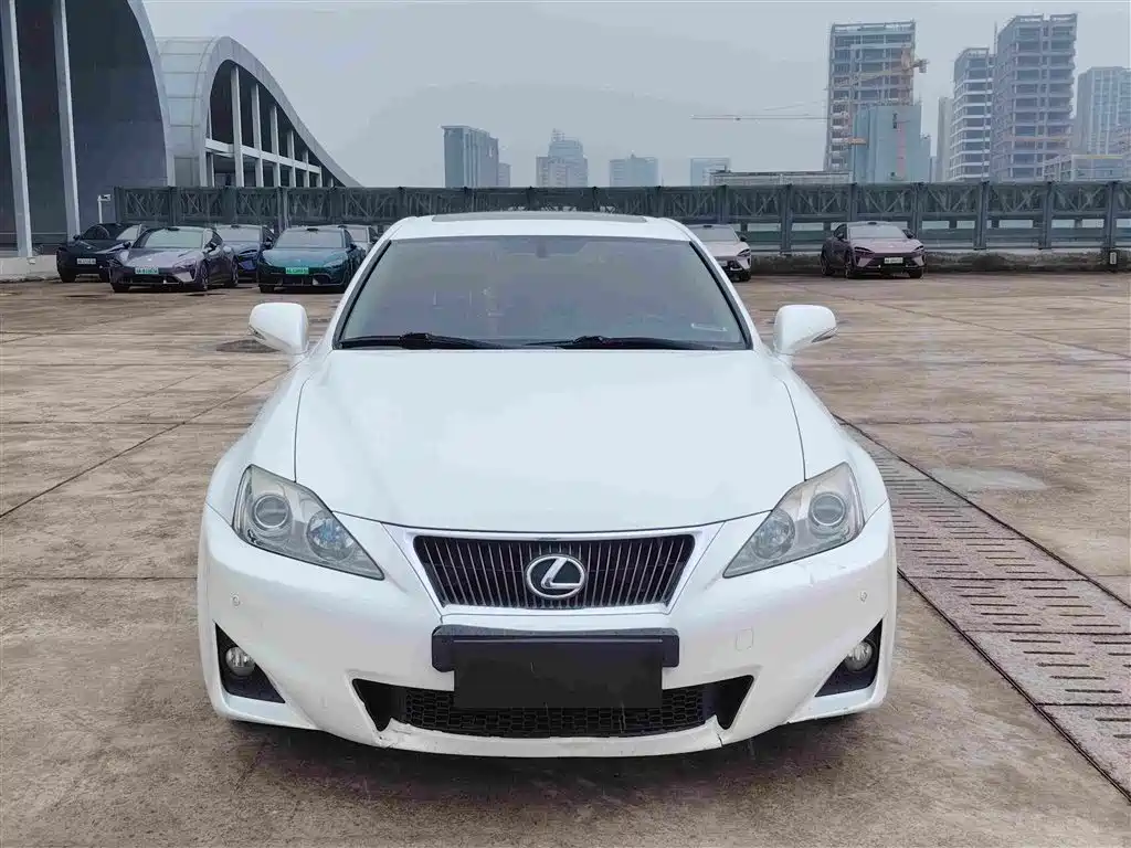 Lexus IS — фотографии объявления, Фото 3