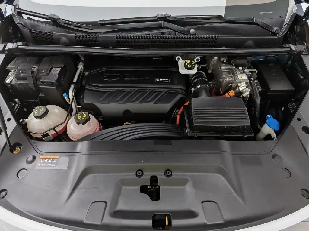 Geely Jia Ji New Energy — миниатюра 6