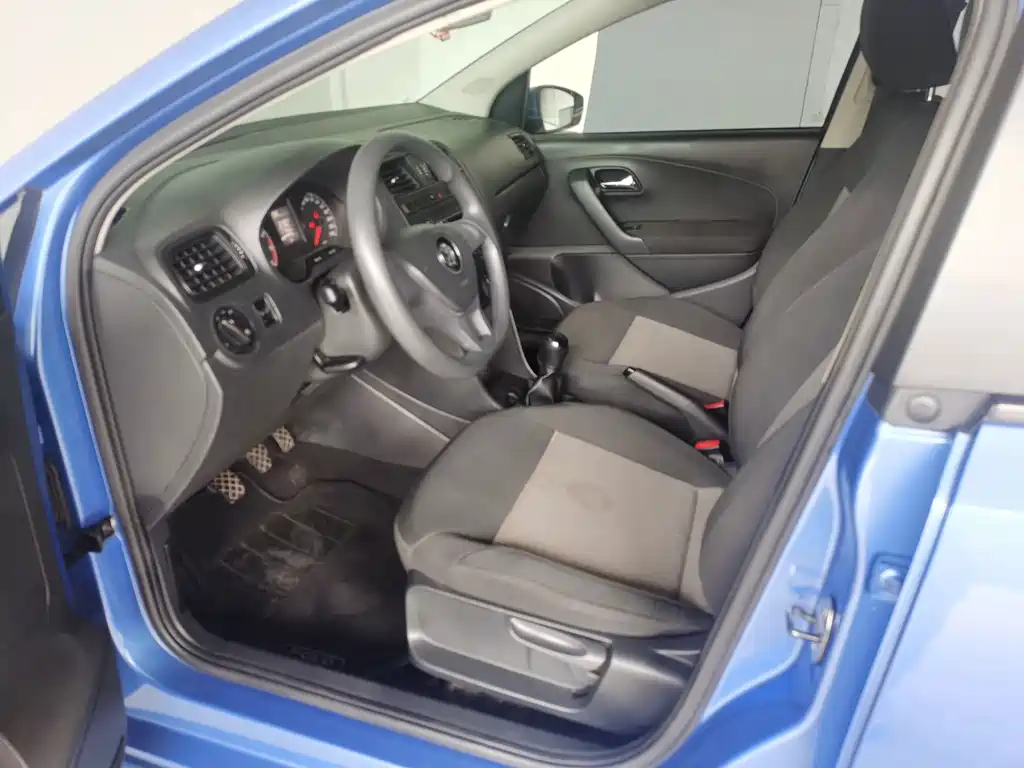 Volkswagen Polo — миниатюра 9
