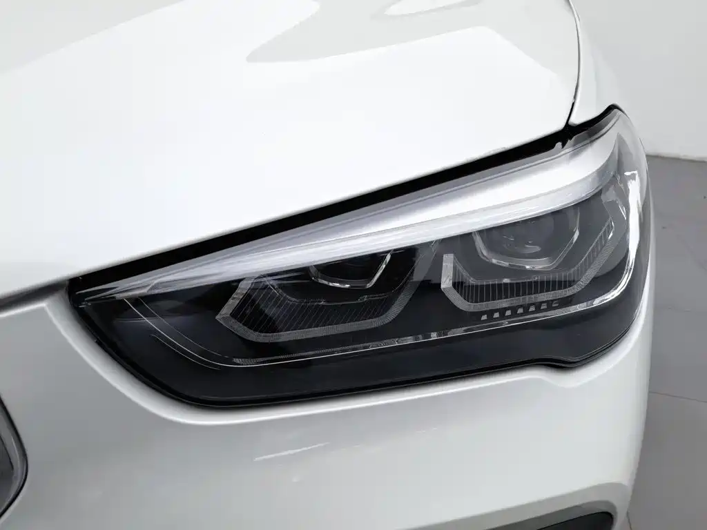 BMW X1 — миниатюра 7
