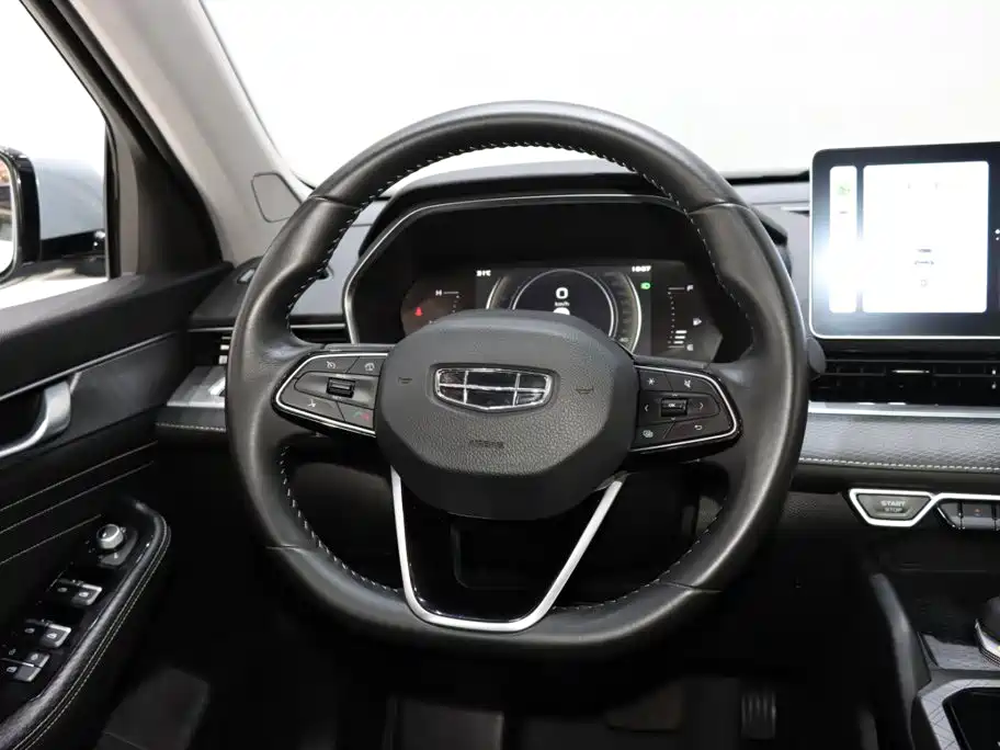 Geely Preface 2023 — фото 13