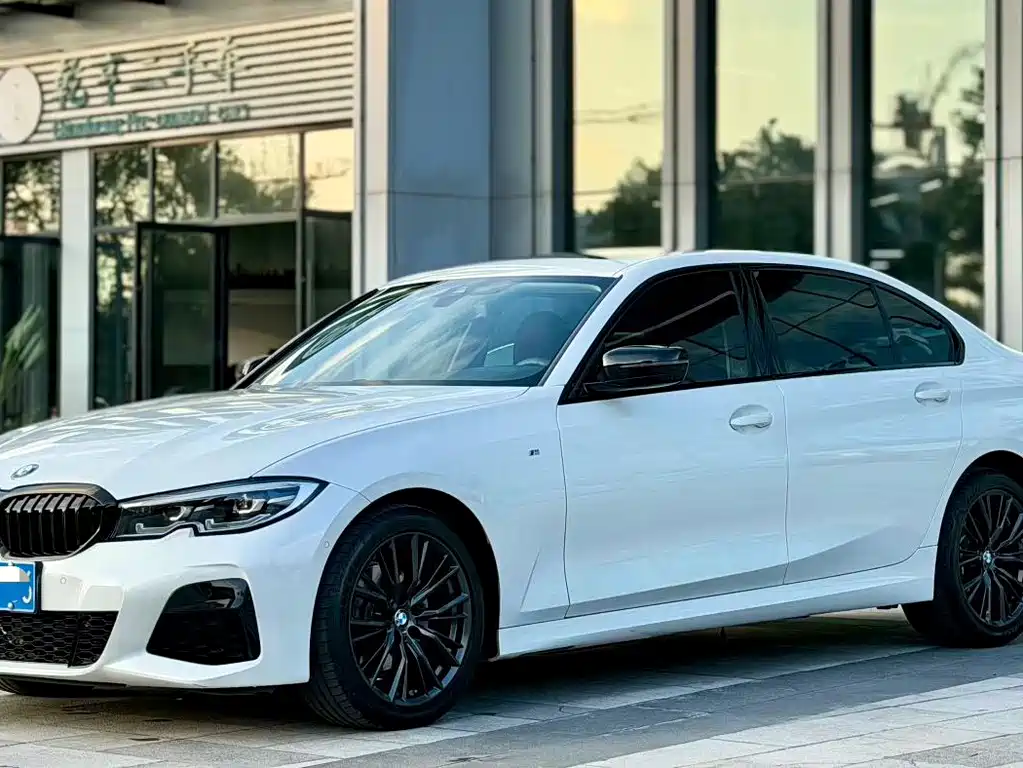 BMW 3 Series — миниатюра 4