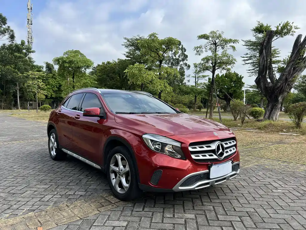 Mercedes-Benz GLA — миниатюра 7