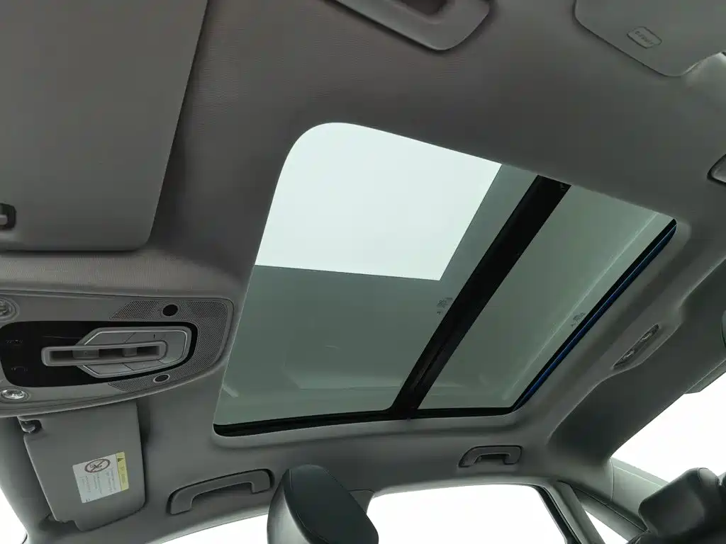 Audi A4L — миниатюра 14