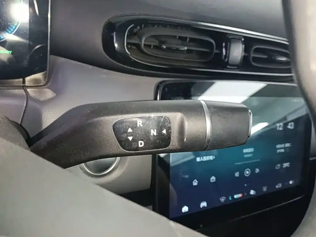 Leapmotor Leapmotor T03 — миниатюра 14