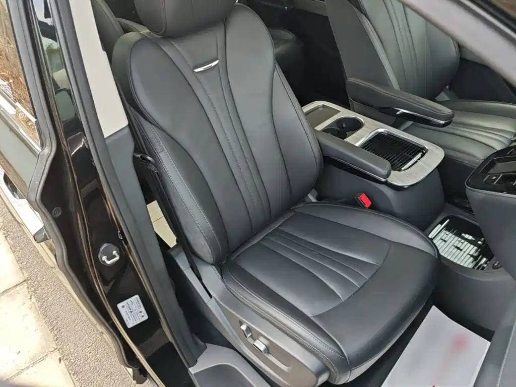Hongqi Hongqi HQ9 PHEV — миниатюра 25