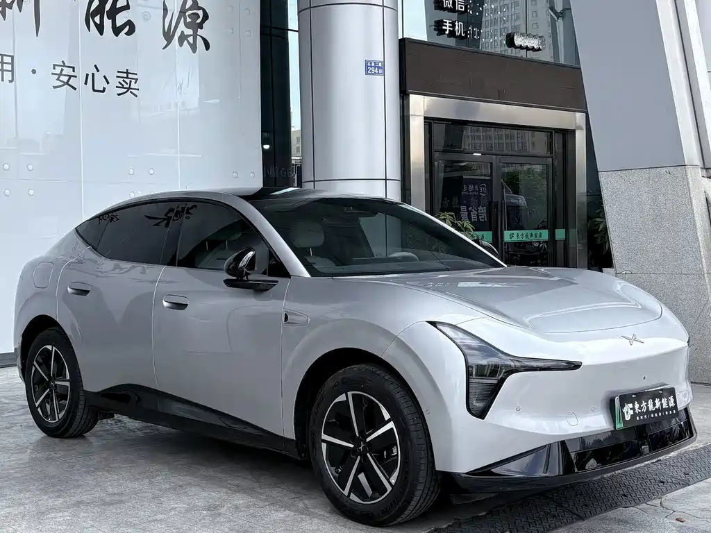 XPeng 小鹏MONA L03 — миниатюра 3