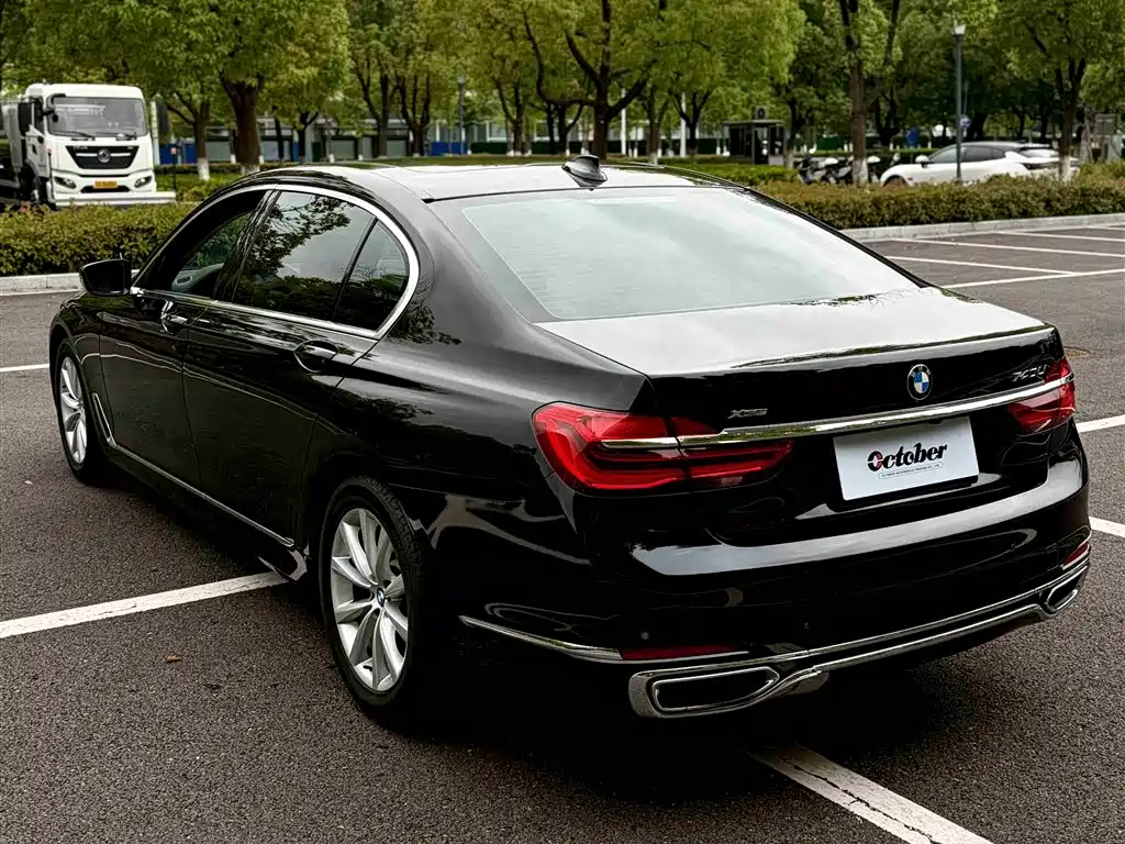 BMW 7 Series 7 2016 730Li Lead