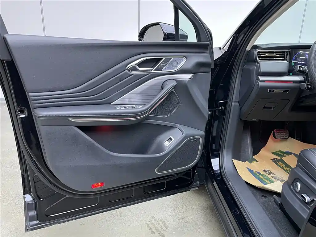 Hongqi HONGQI HS7 PHEV