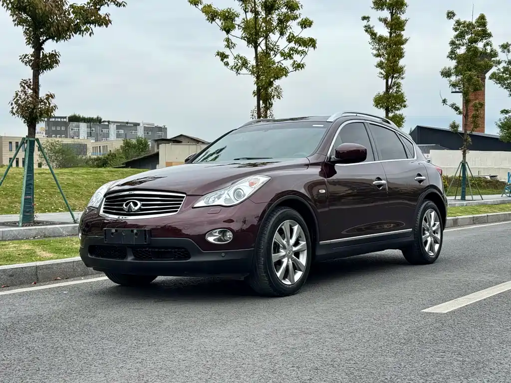 Infiniti EX 2012