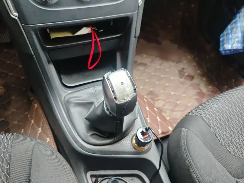 Peugeot 308 — миниатюра 7