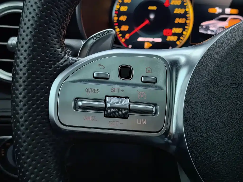 Mercedes-Benz GLC AMG — миниатюра 25