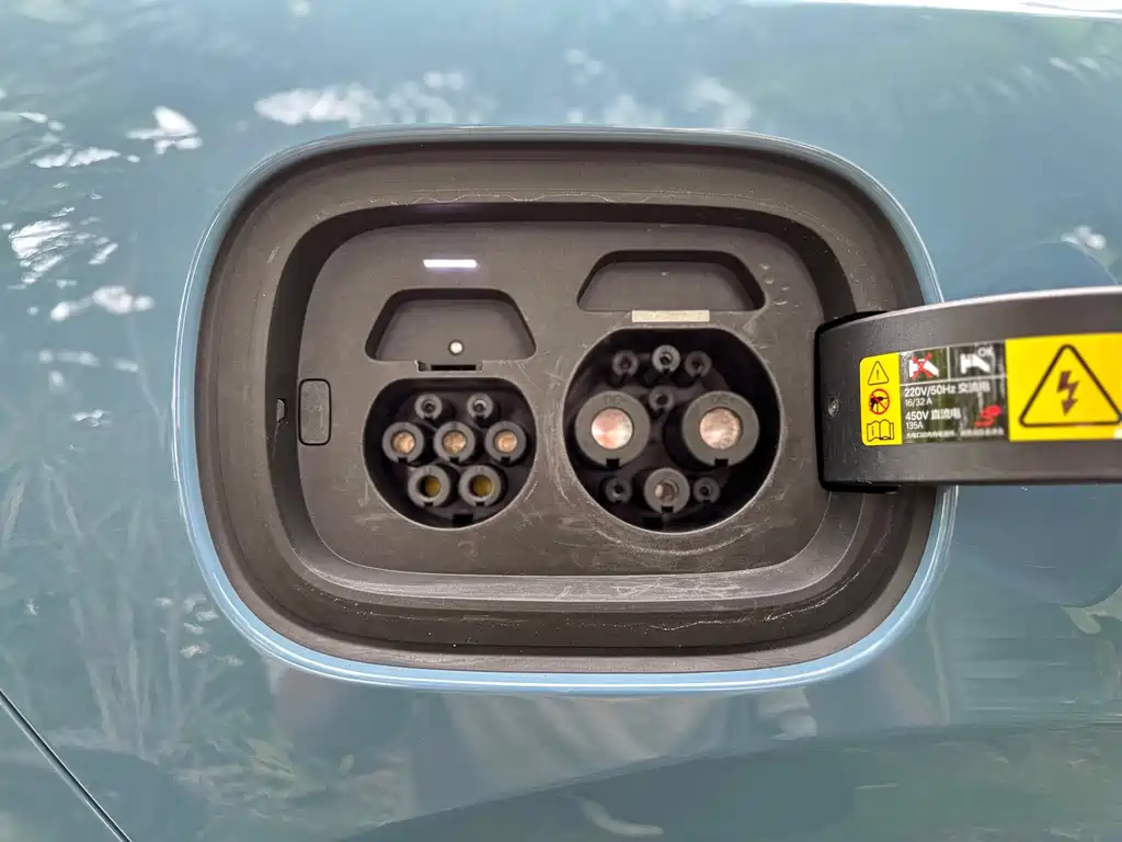 Li Auto Li L8 — миниатюра 21