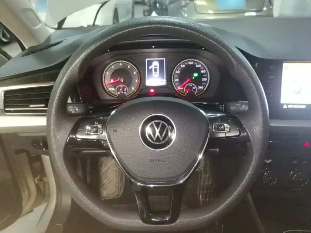 Volkswagen Lavida — миниатюра 11