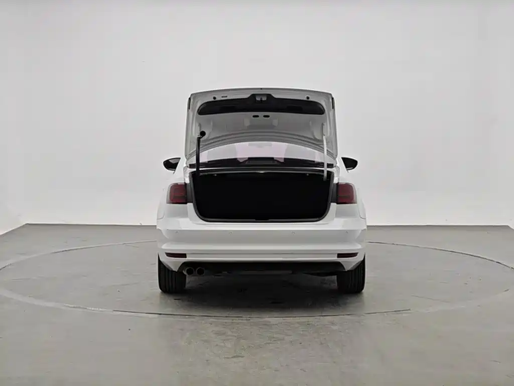 Volkswagen Sagitar — миниатюра 6
