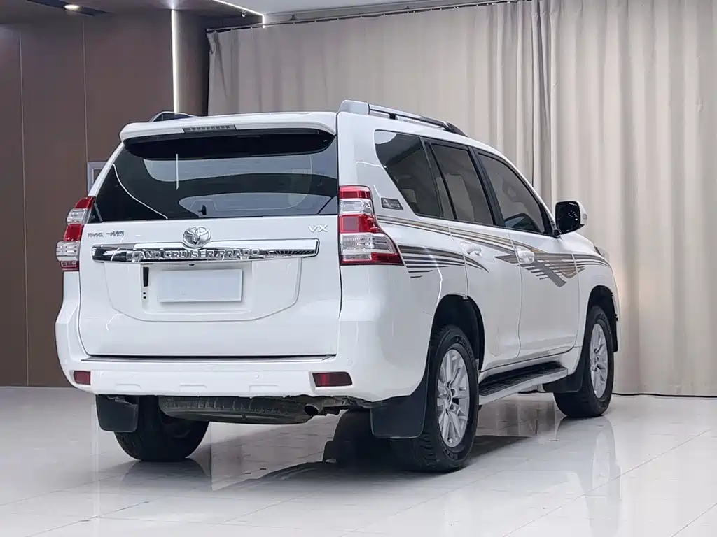 Toyota Prado — миниатюра 18