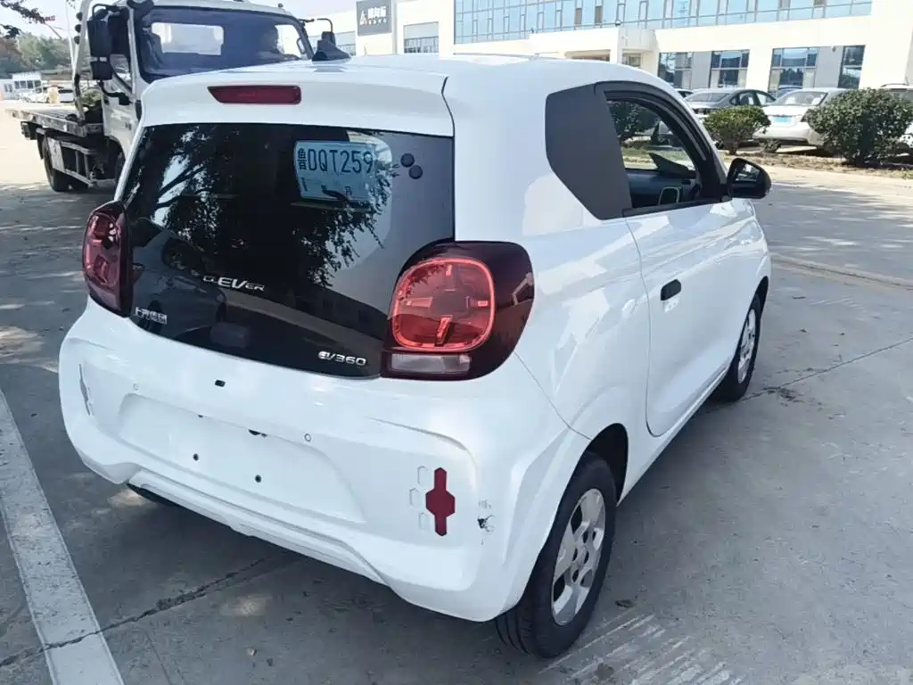 Roewe Clever — миниатюра 7