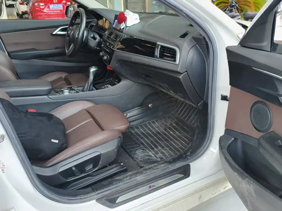 BMW 1 Series — миниатюра 8