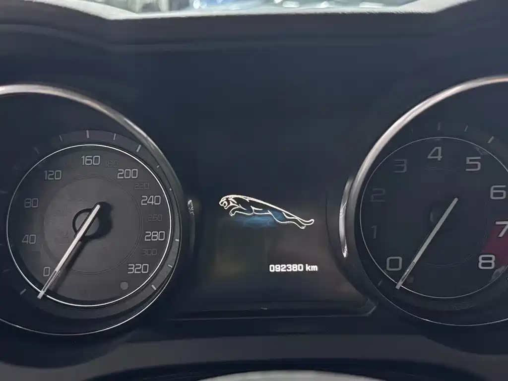 Jaguar F-TYPE — миниатюра 14