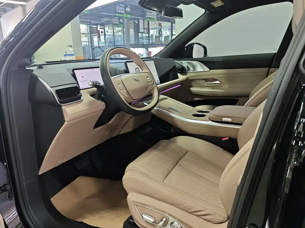 XPeng G9 — миниатюра 7