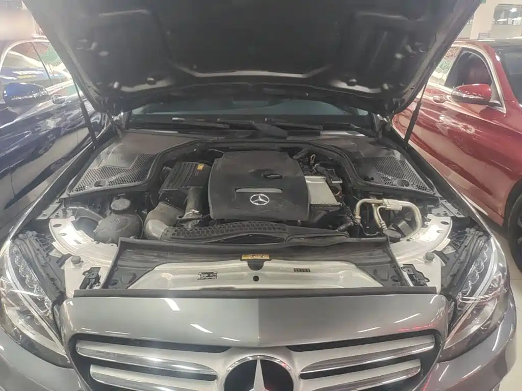 Mercedes-Benz C-Class — миниатюра 16