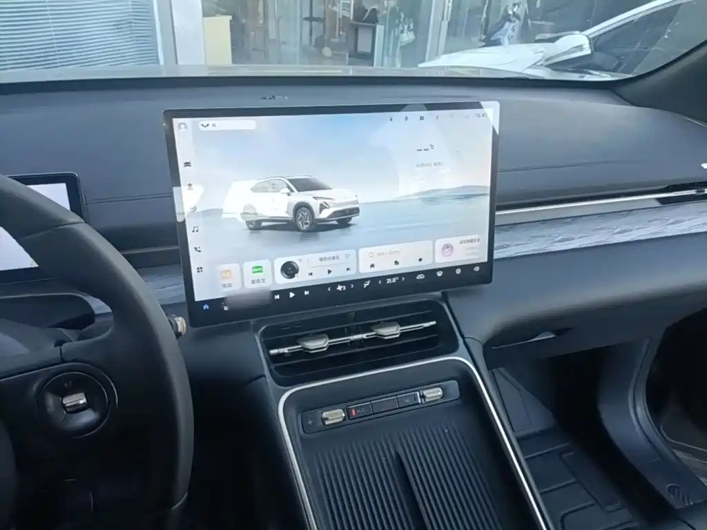 Wuling Xingguang S — миниатюра 10