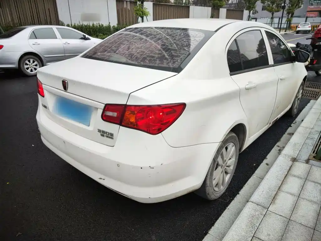 Roewe 350 2015 1.5L MT Luxury