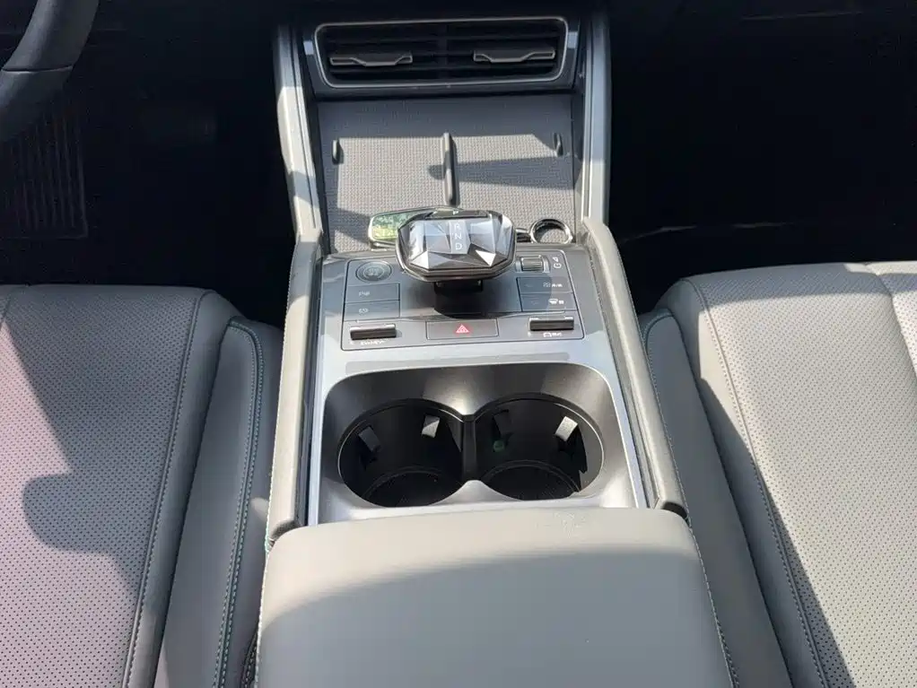 BYD Qin L L 2025 DM-i Smart Drive 80KM Lead