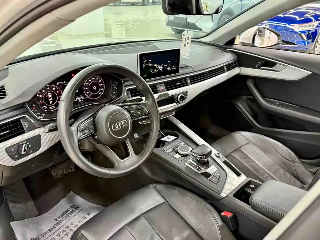 Audi A4L 2018 30 40 TFSI Fashion