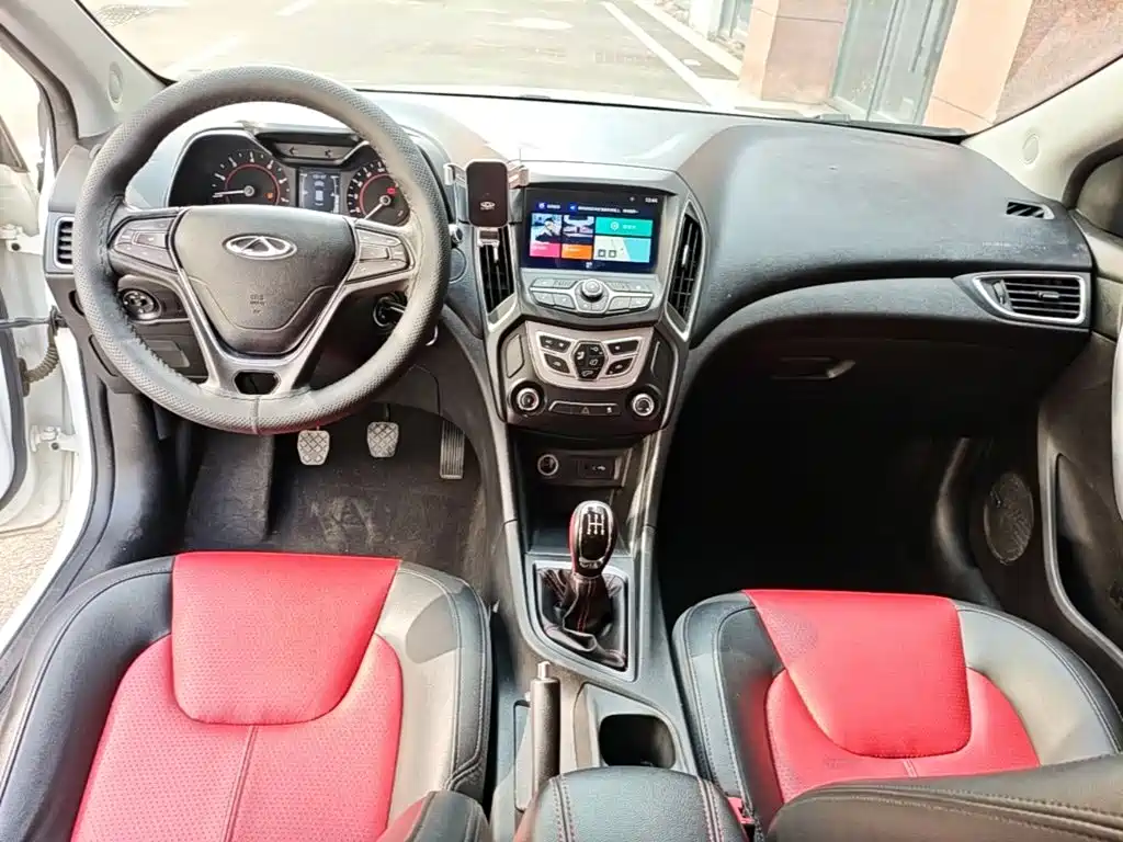 Chery Arrizo 5 — миниатюра 10