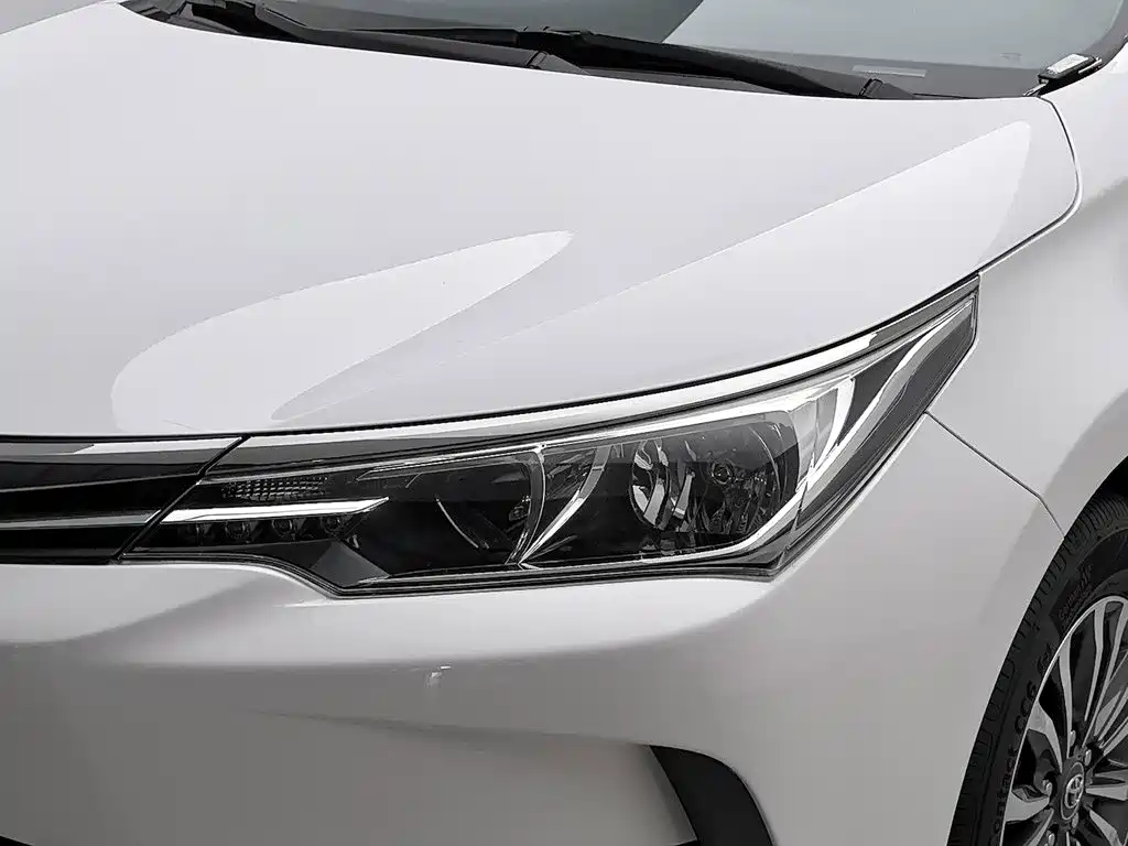 Toyota Corolla — миниатюра 7