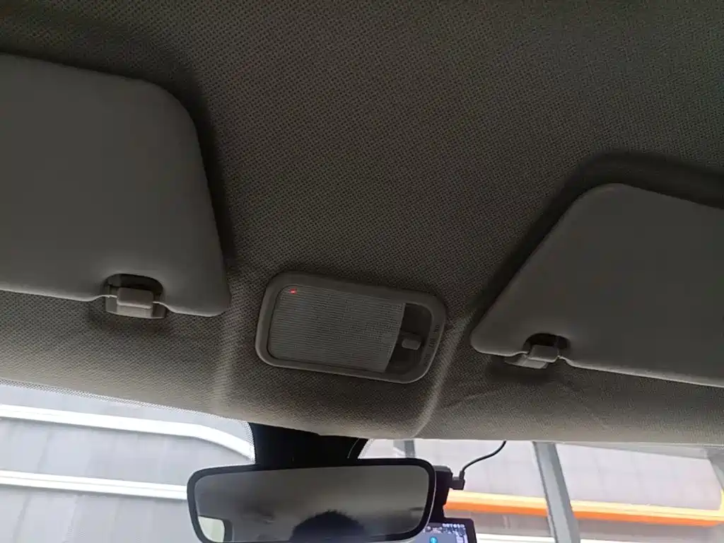 Wuling MINIEV — миниатюра 18