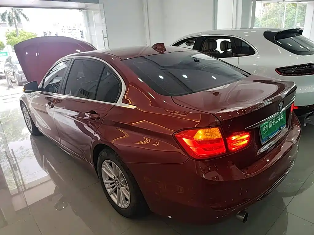 BMW 3 Series — миниатюра 5