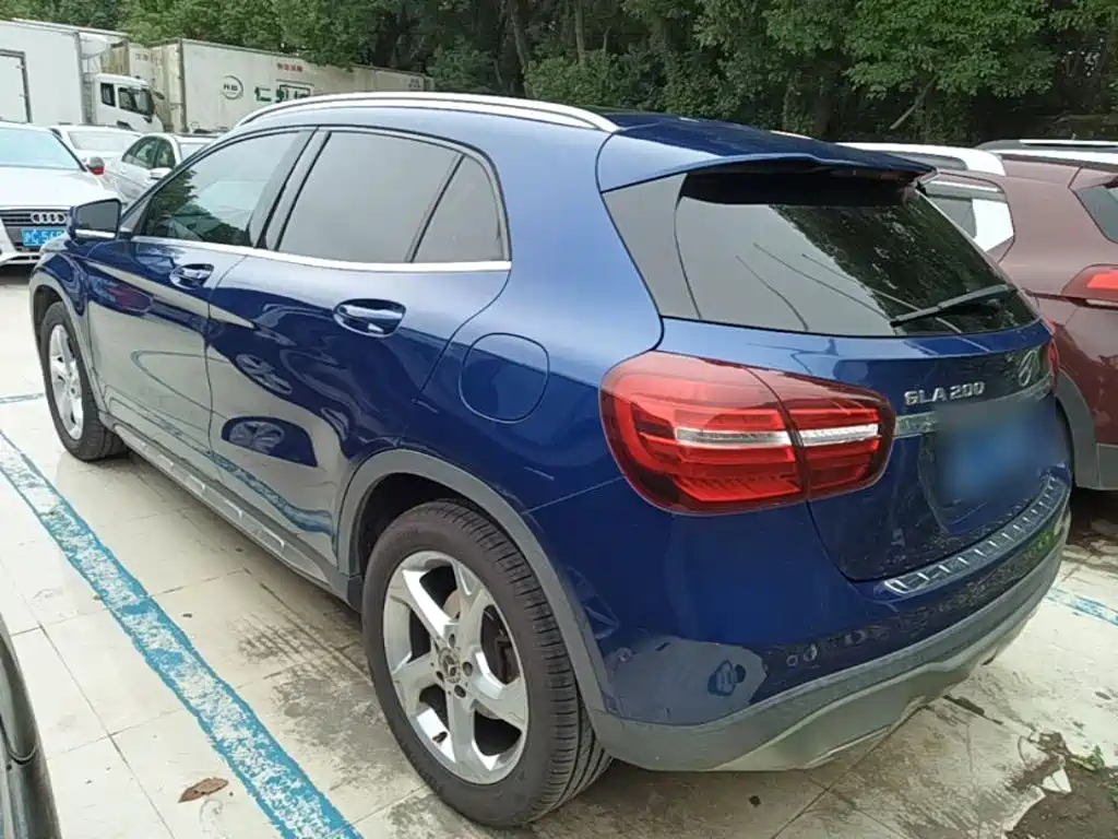 Mercedes-Benz GLA — миниатюра 5