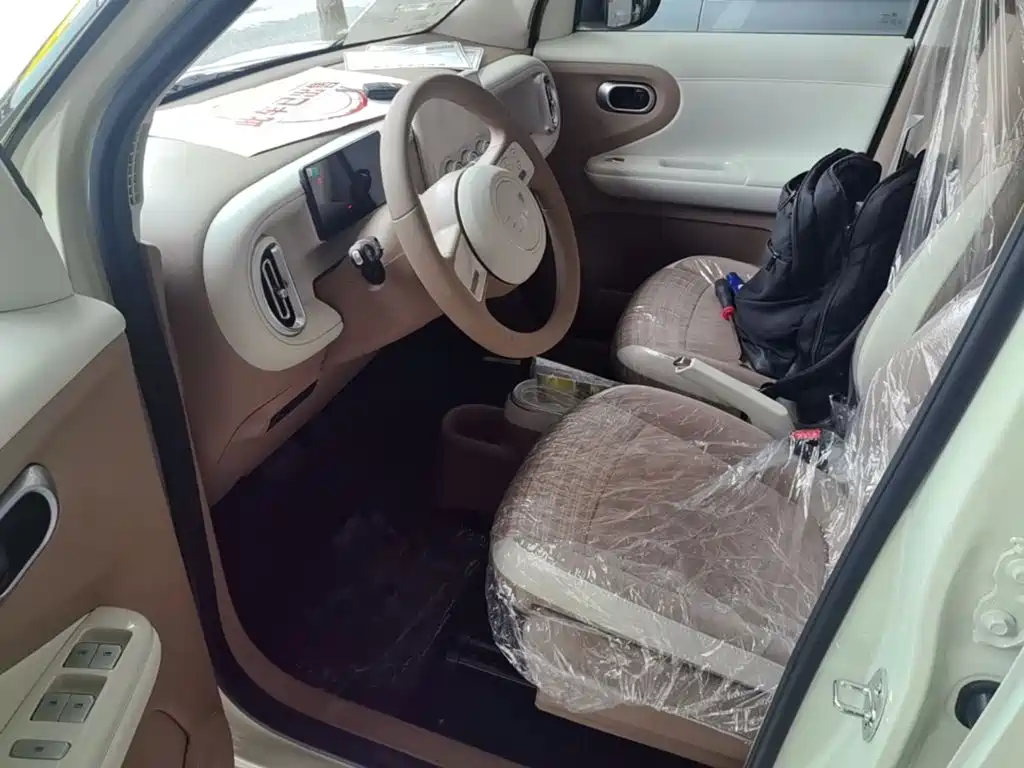 Wuling MINIEV — миниатюра 15