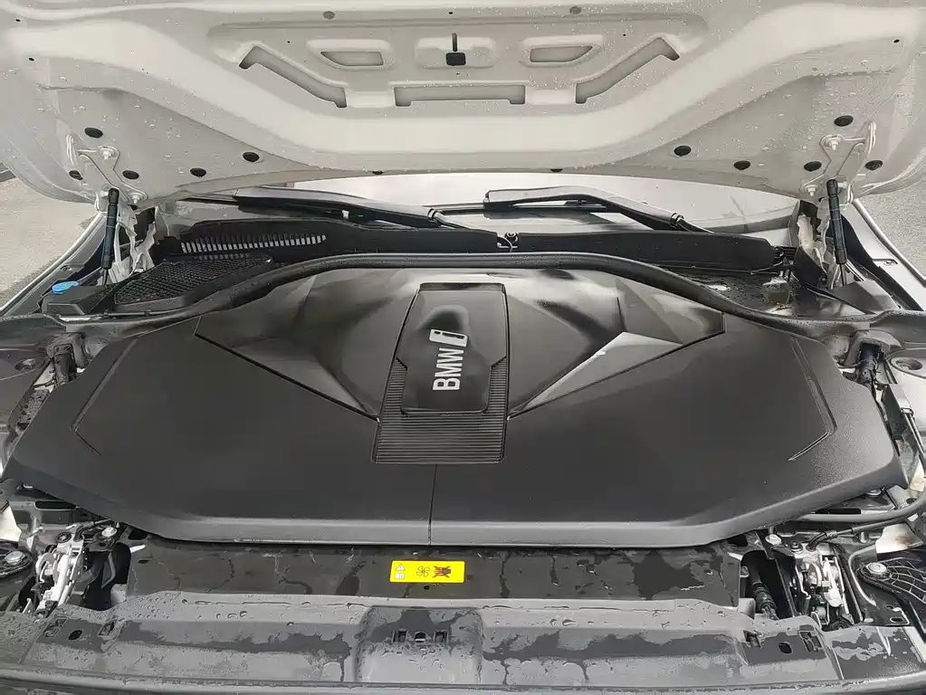 BMW i5 — миниатюра 22