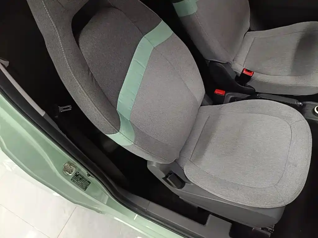 Wuling MINIEV — миниатюра 25