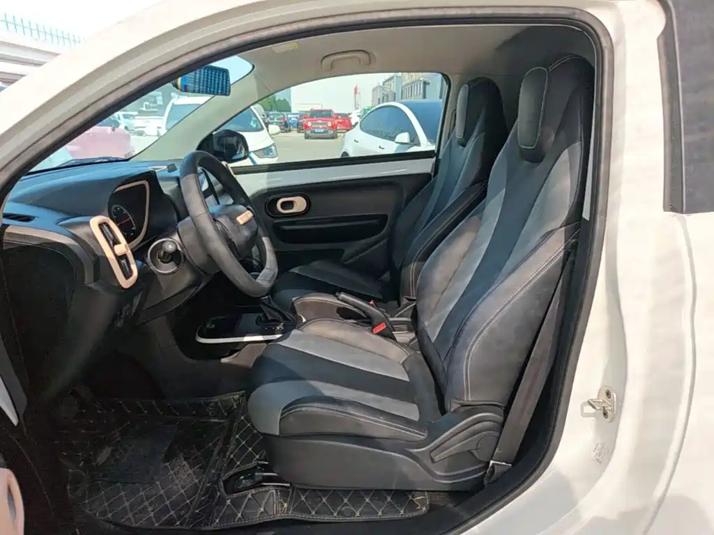 Roewe Clever — миниатюра 15