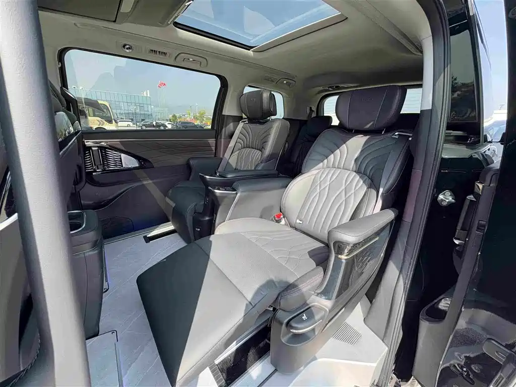 GAC Motor Trumpchi M8 — миниатюра 16