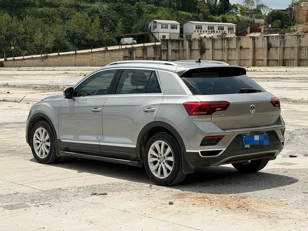 Volkswagen T-Roc — миниатюра 8
