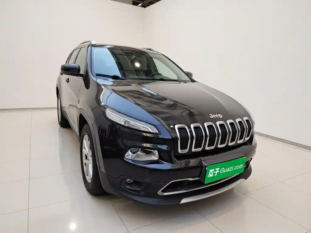 Jeep Cherokee — миниатюра 23