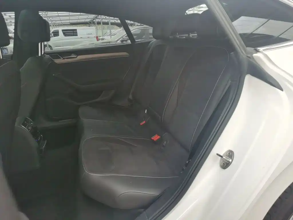 Volkswagen CC — миниатюра 17