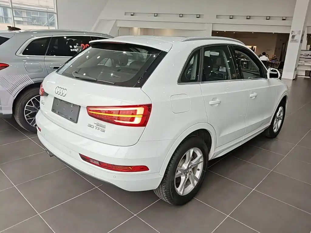 Audi Q3 — миниатюра 7